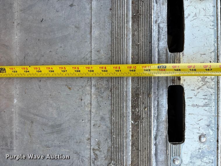 image for item ET4563 2004 Workhorse P42 delivery van