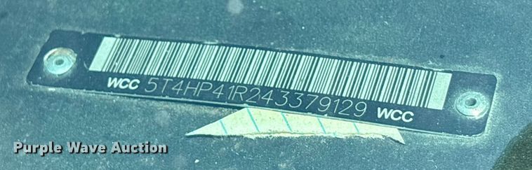 image for item ET4563 2004 Workhorse P42 delivery van