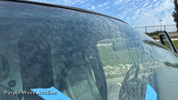 image for item ET4565 2013 Ford E350 Super Duty utility van