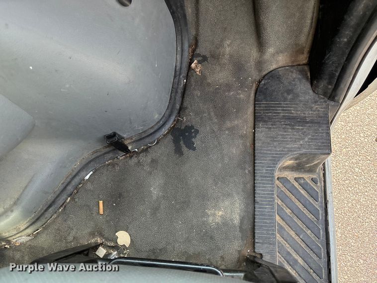 image for item ET4565 2013 Ford E350 Super Duty utility van