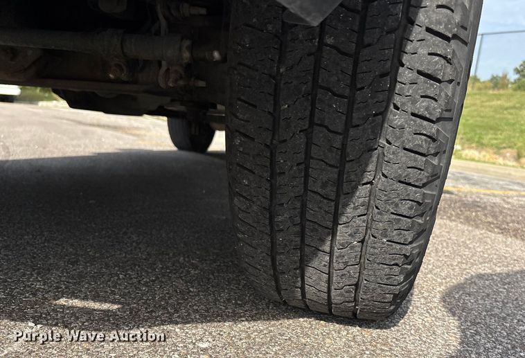 image for item ET4565 2013 Ford E350 Super Duty utility van