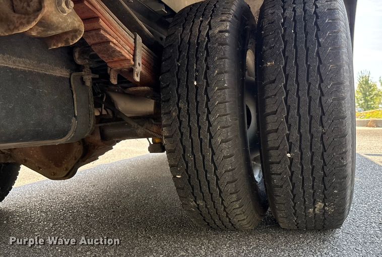 image for item ET4568 2002 Workhorse P42 delivery van