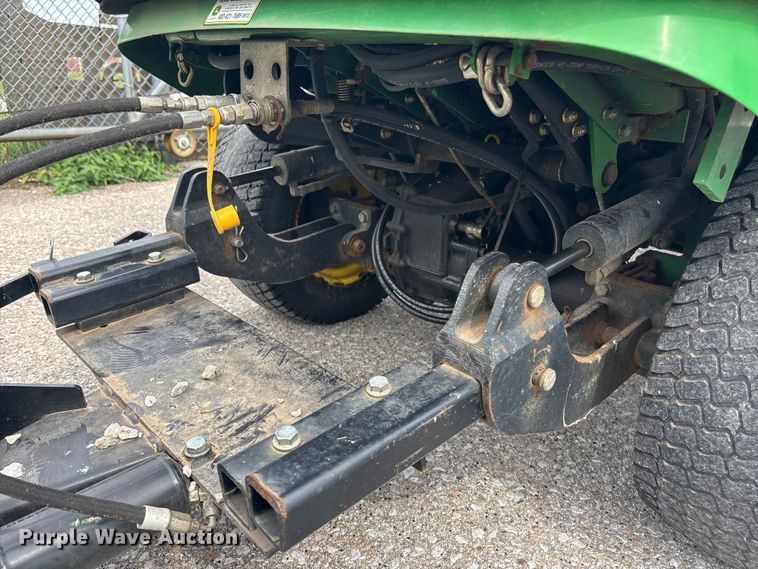 image for item ET4668 2006 John Deere 1445 Series II 4WD lawn mower