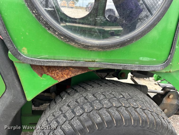 image for item ET4668 2006 John Deere 1445 Series II 4WD lawn mower