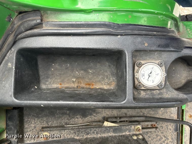 image for item ET4668 2006 John Deere 1445 Series II 4WD lawn mower