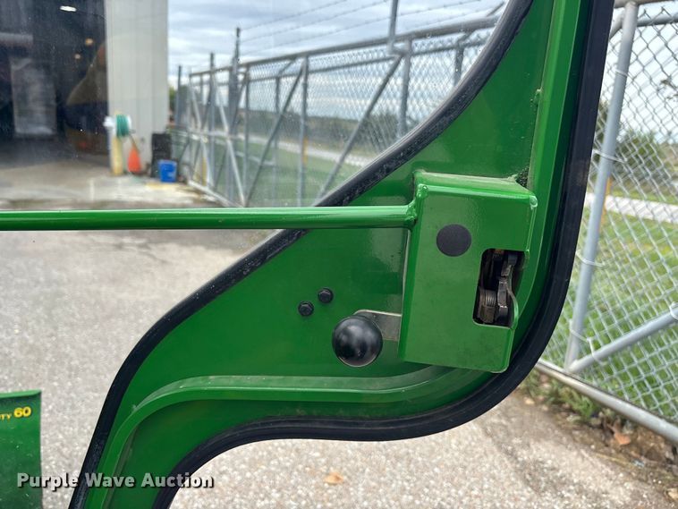 image for item ET4668 2006 John Deere 1445 Series II 4WD lawn mower