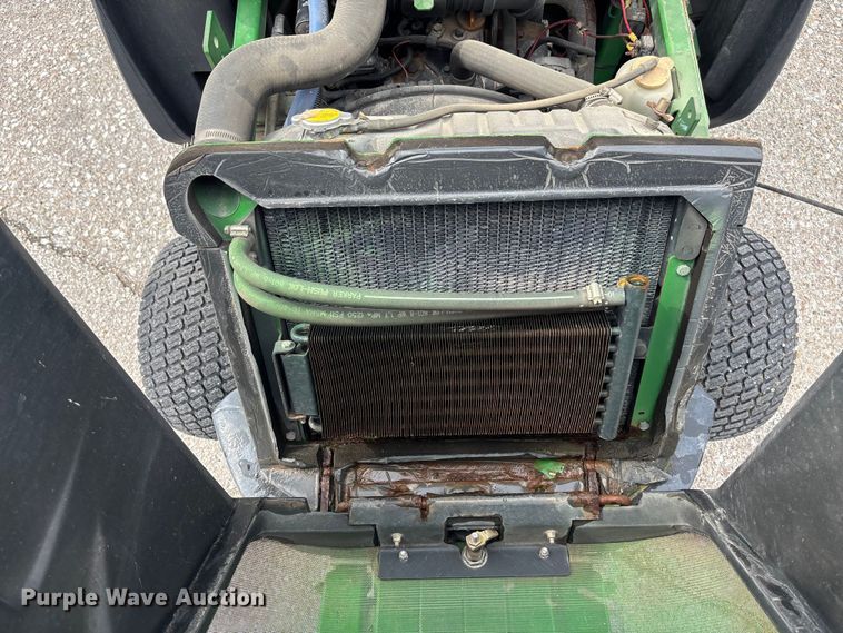 image for item ET4668 2006 John Deere 1445 Series II 4WD lawn mower