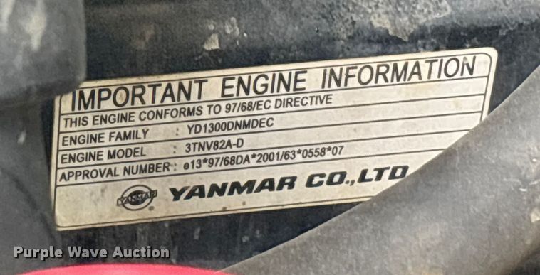 image for item ET4668 2006 John Deere 1445 Series II 4WD lawn mower