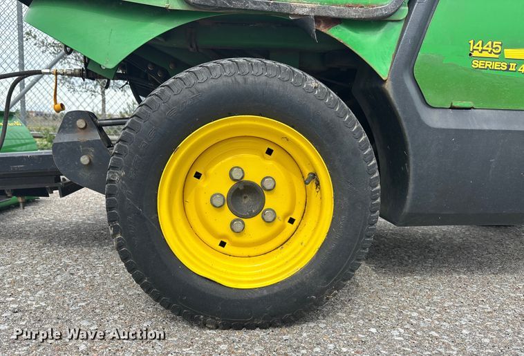 image for item ET4668 2006 John Deere 1445 Series II 4WD lawn mower