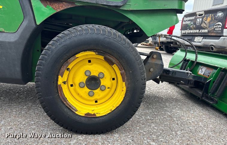 image for item ET4668 2006 John Deere 1445 Series II 4WD lawn mower