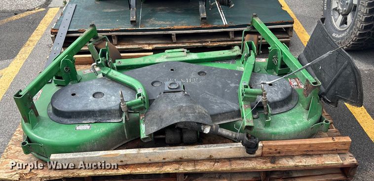 image for item ET4668 2006 John Deere 1445 Series II 4WD lawn mower