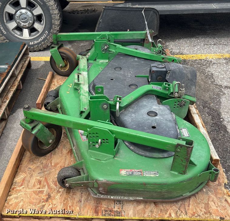 image for item ET4668 2006 John Deere 1445 Series II 4WD lawn mower