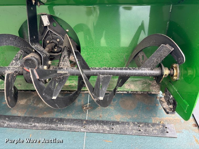 image for item ET4668 2006 John Deere 1445 Series II 4WD lawn mower