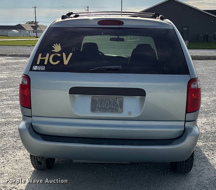 image for item ET4686 2005 Dodge Grand Caravan handicap accessible van