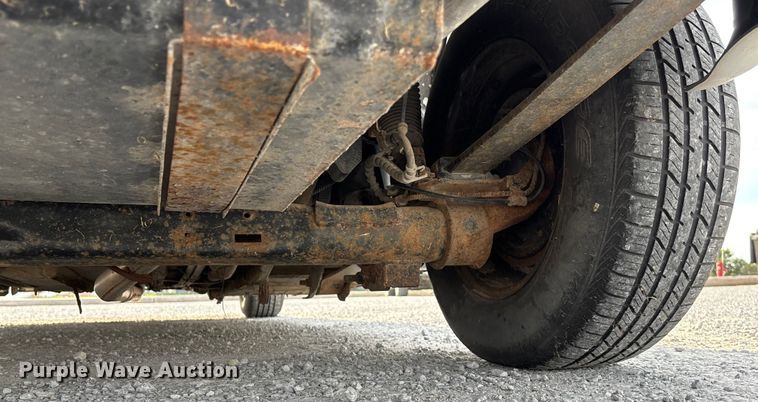 image for item ET4686 2005 Dodge Grand Caravan handicap accessible van