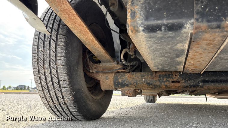 image for item ET4686 2005 Dodge Grand Caravan handicap accessible van