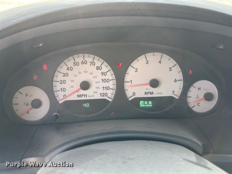 image for item ET4686 2005 Dodge Grand Caravan handicap accessible van