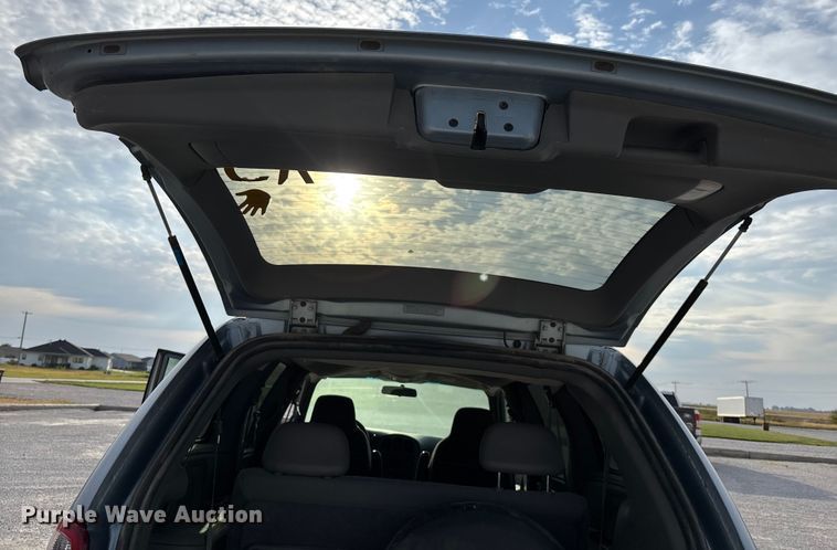 image for item ET4686 2005 Dodge Grand Caravan handicap accessible van