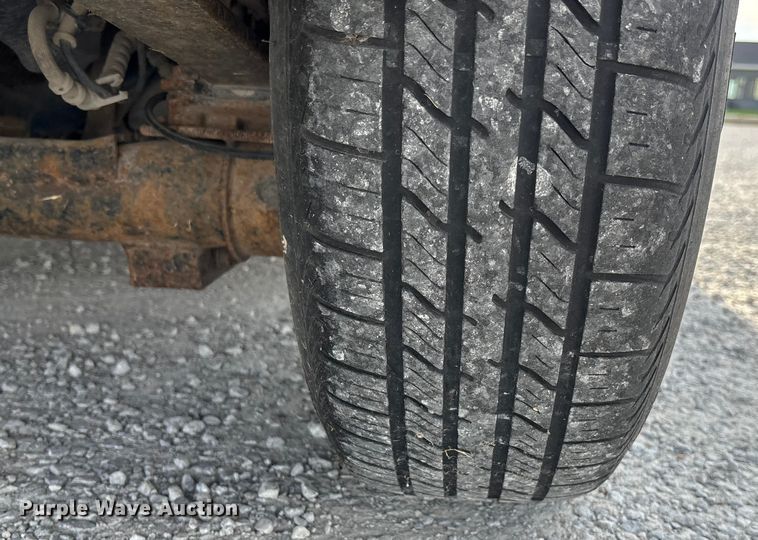 image for item ET4686 2005 Dodge Grand Caravan handicap accessible van