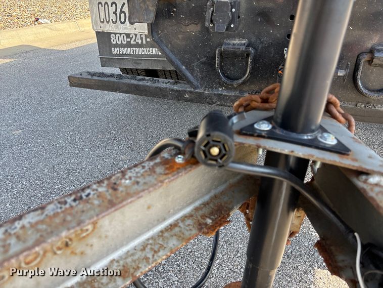 image for item ET4715 1995 Double N utility trailer