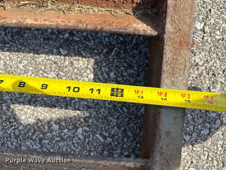 image for item ET4715 1995 Double N utility trailer