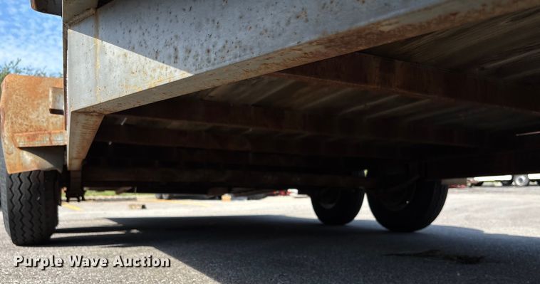 image for item ET4715 1995 Double N utility trailer