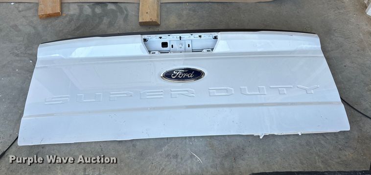 image for item ET4716 Ford tailgate