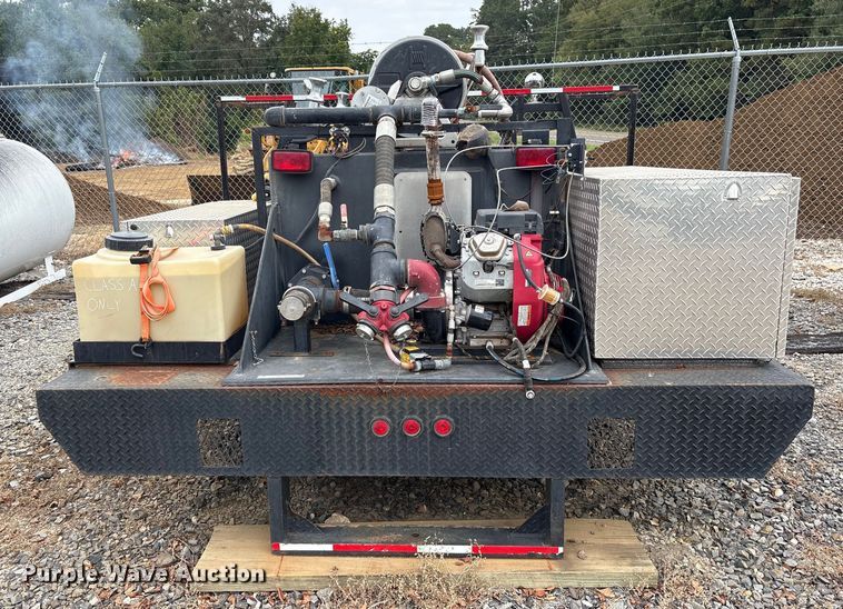 image for item ET7095 Brush truck pickup truck bed