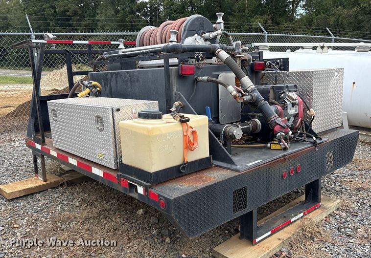 image for item ET7095 Brush truck pickup truck bed