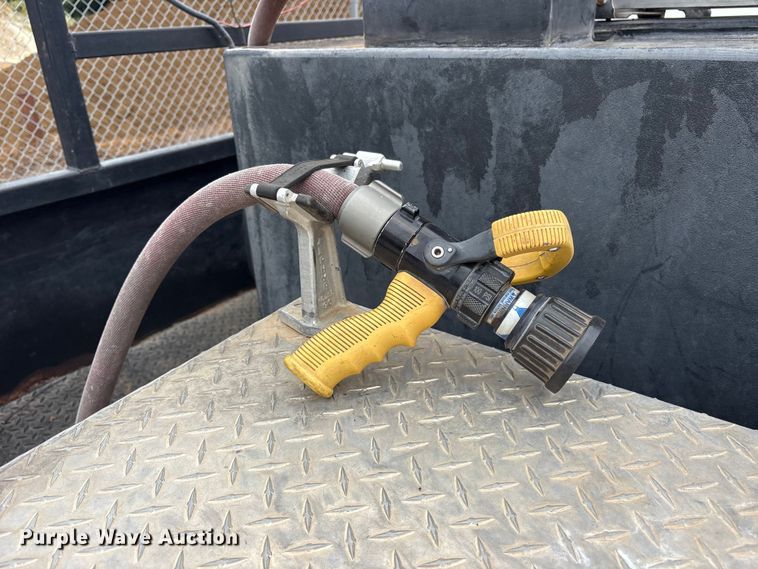 image for item ET7095 Brush truck pickup truck bed