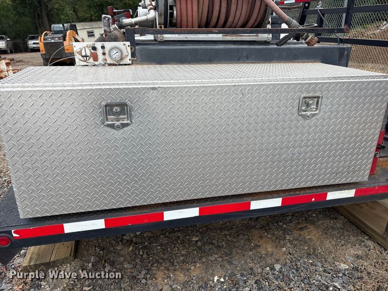 image for item ET7095 Brush truck pickup truck bed