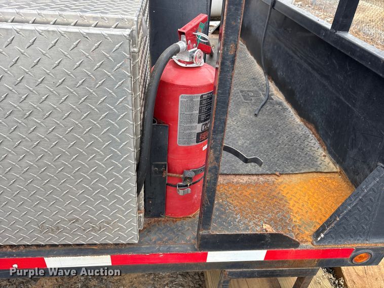 image for item ET7095 Brush truck pickup truck bed