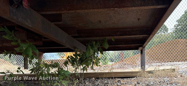 image for item ET7095 Brush truck pickup truck bed