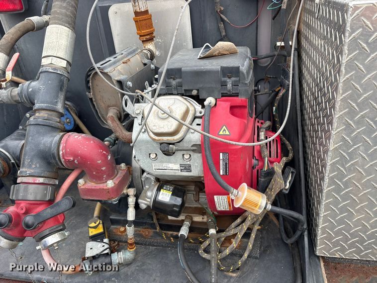 image for item ET7095 Brush truck pickup truck bed