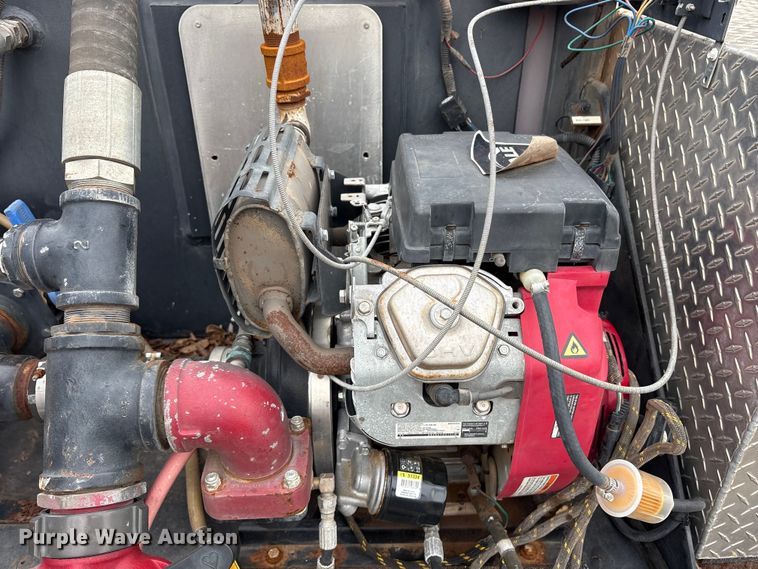 image for item ET7095 Brush truck pickup truck bed