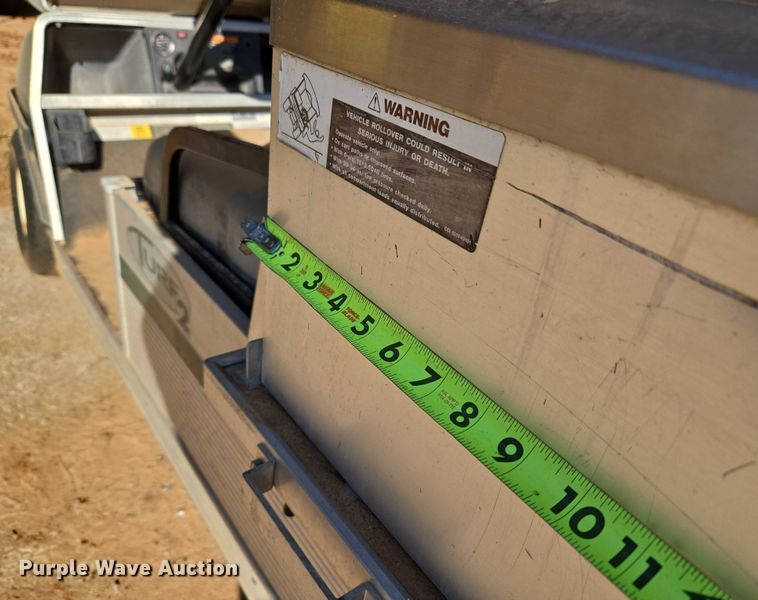 image for item EU3758 Club Car Turf 2 CARRYALL golf cart