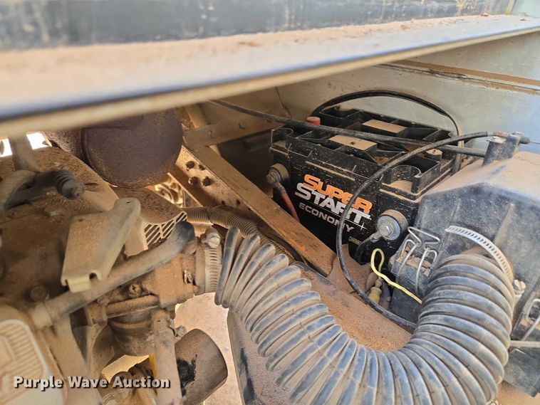 image for item EU3758 Club Car Turf 2 CARRYALL golf cart