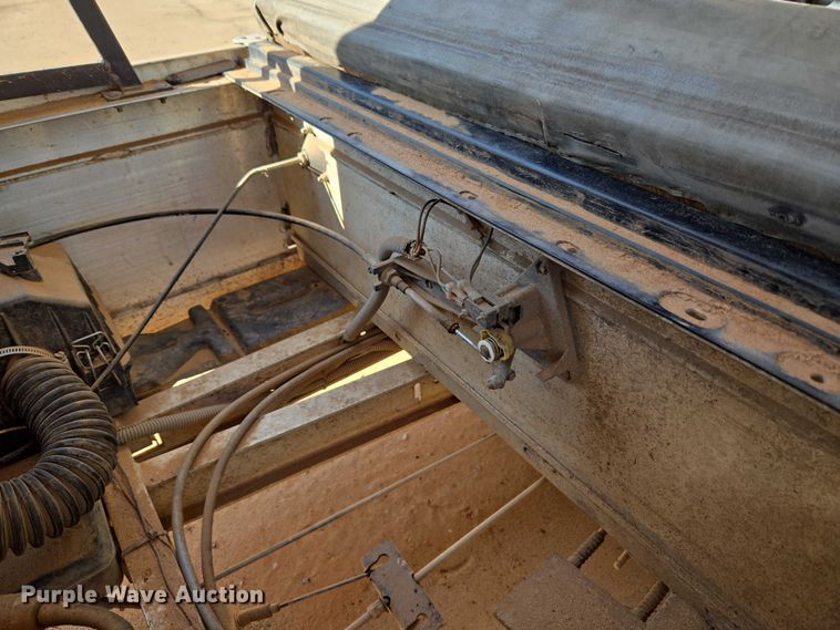 image for item EU3758 Club Car Turf 2 CARRYALL golf cart