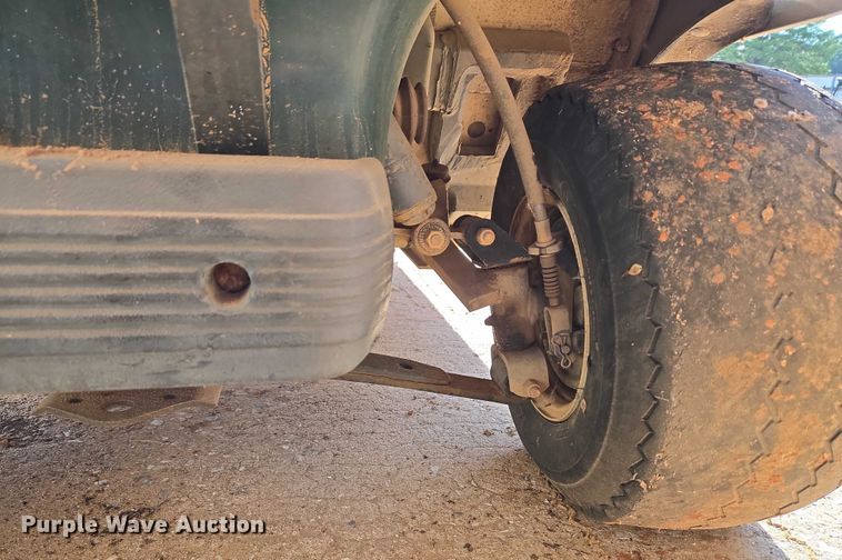 image for item EU3758 Club Car Turf 2 CARRYALL golf cart