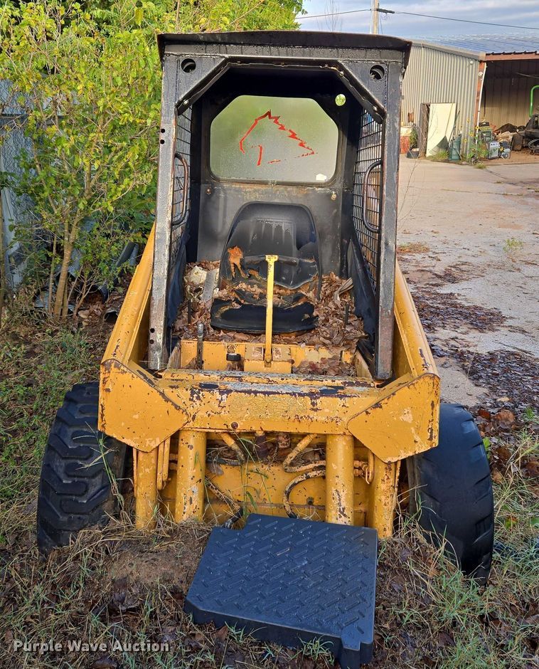 image for item EU3760 Mustang 940 skid steer loader
