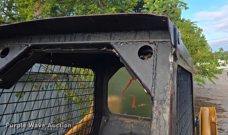 image for item EU3760 Mustang 940 skid steer loader