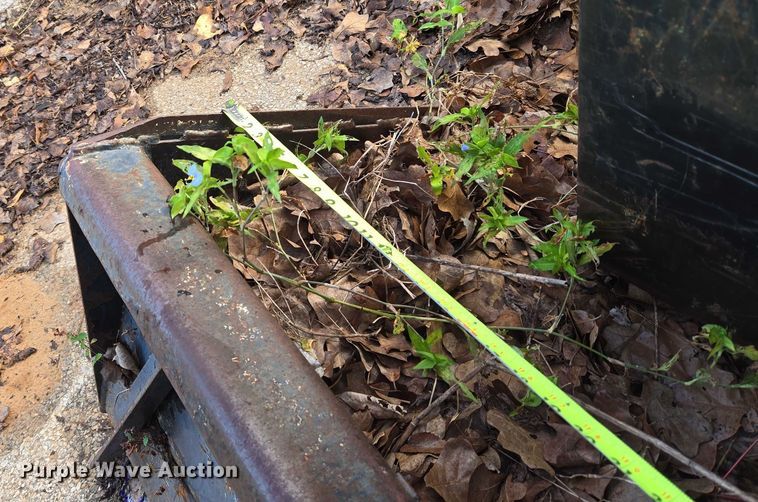 image for item EU3760 Mustang 940 skid steer loader