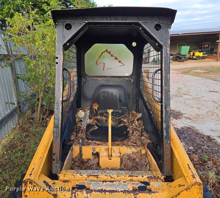 image for item EU3760 Mustang 940 skid steer loader