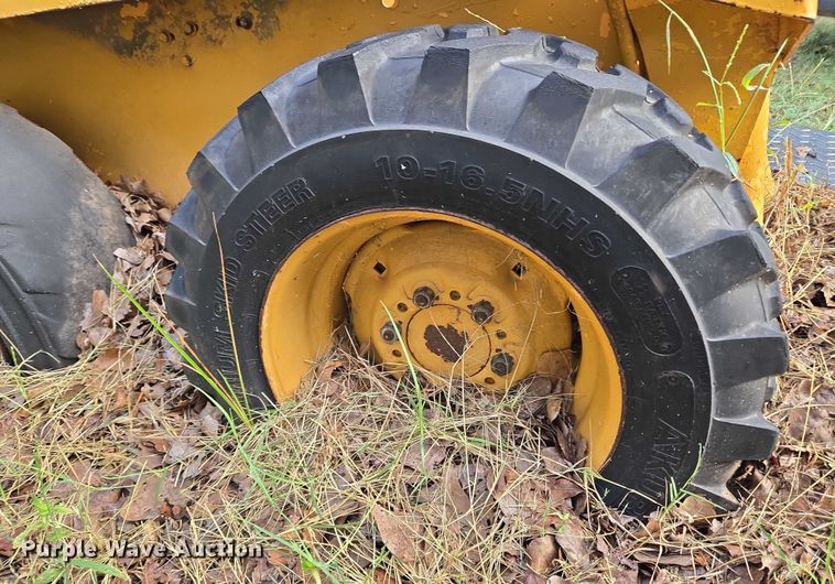 image for item EU3760 Mustang 940 skid steer loader