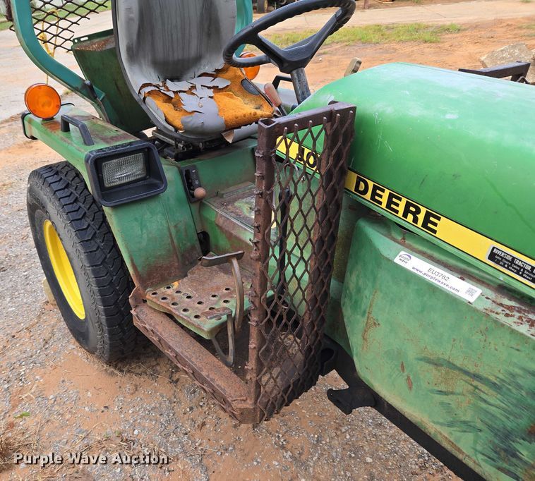 image for item EU3762 John Deere 856 tractor
