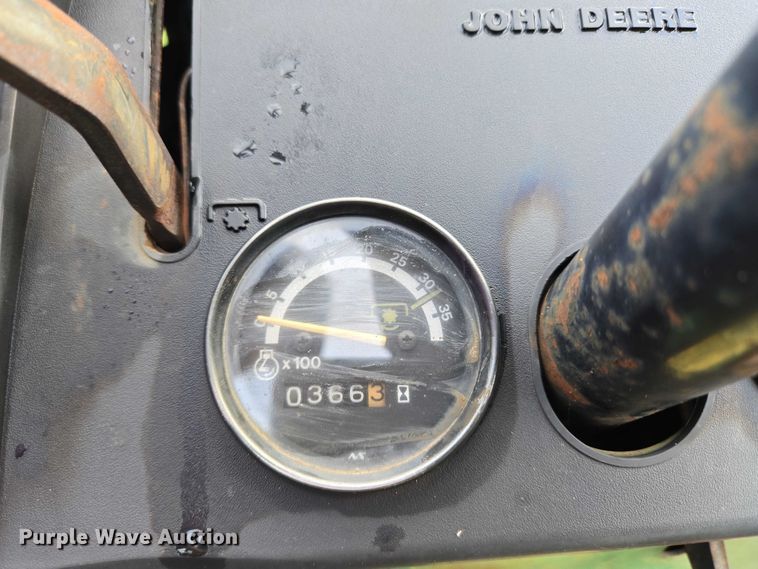 image for item EU3762 John Deere 856 tractor