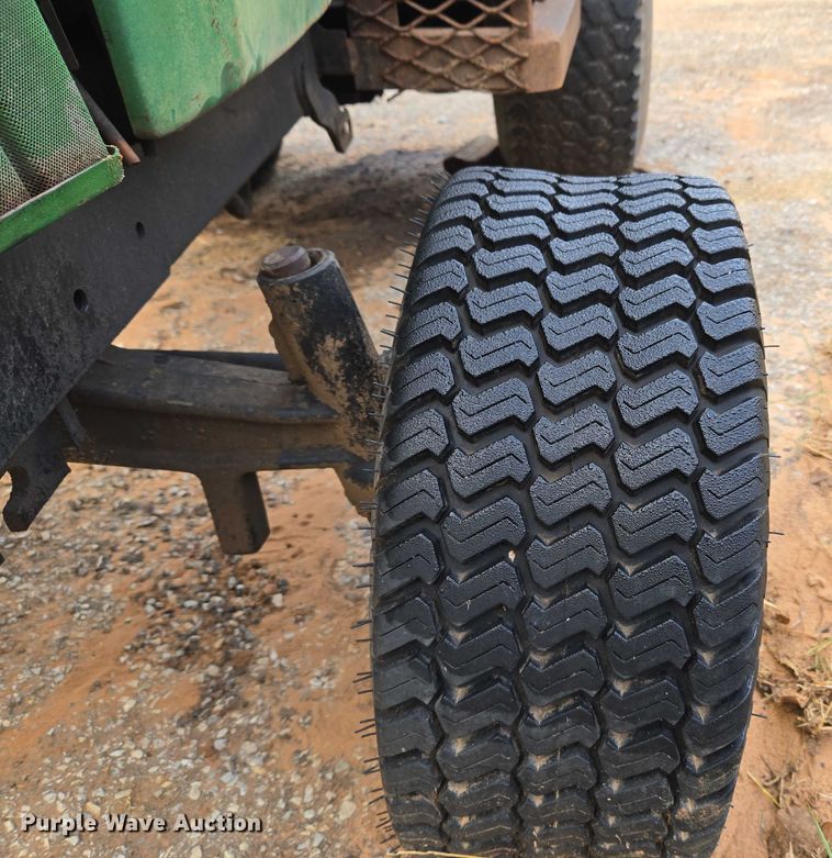 image for item EU3762 John Deere 856 tractor