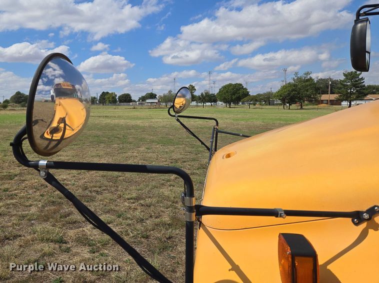 image for item EU3769 2006 Blue Bird Bb Conventional school bus