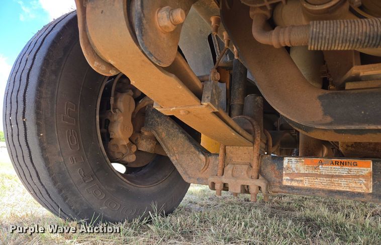 image for item EU3769 2006 Blue Bird Bb Conventional school bus