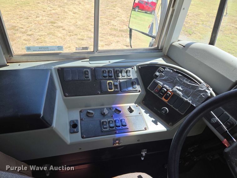 image for item EU3769 2006 Blue Bird Bb Conventional school bus